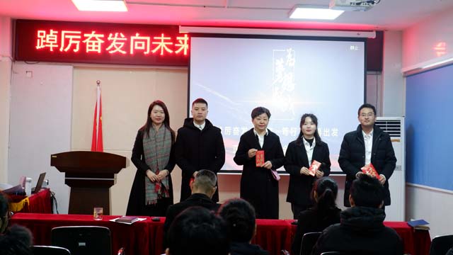 DSCF1558.jpg