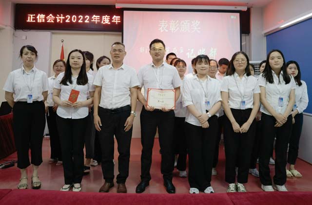 b6524610ba0743a743bef980269fdb6_副本.jpg
